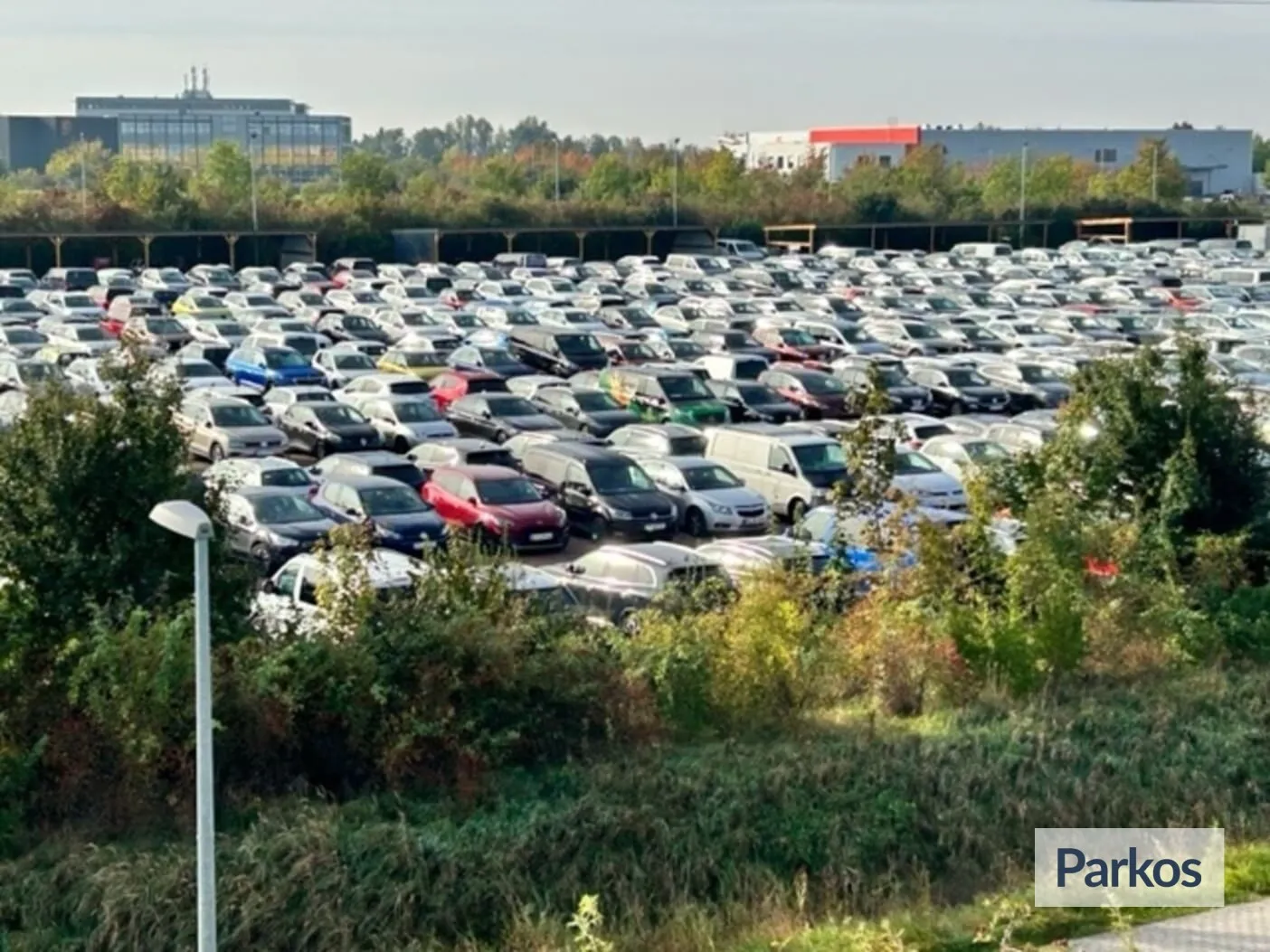 Flughafen Parkplatz Leipzig - Leipzig Airport Parking - picture 1