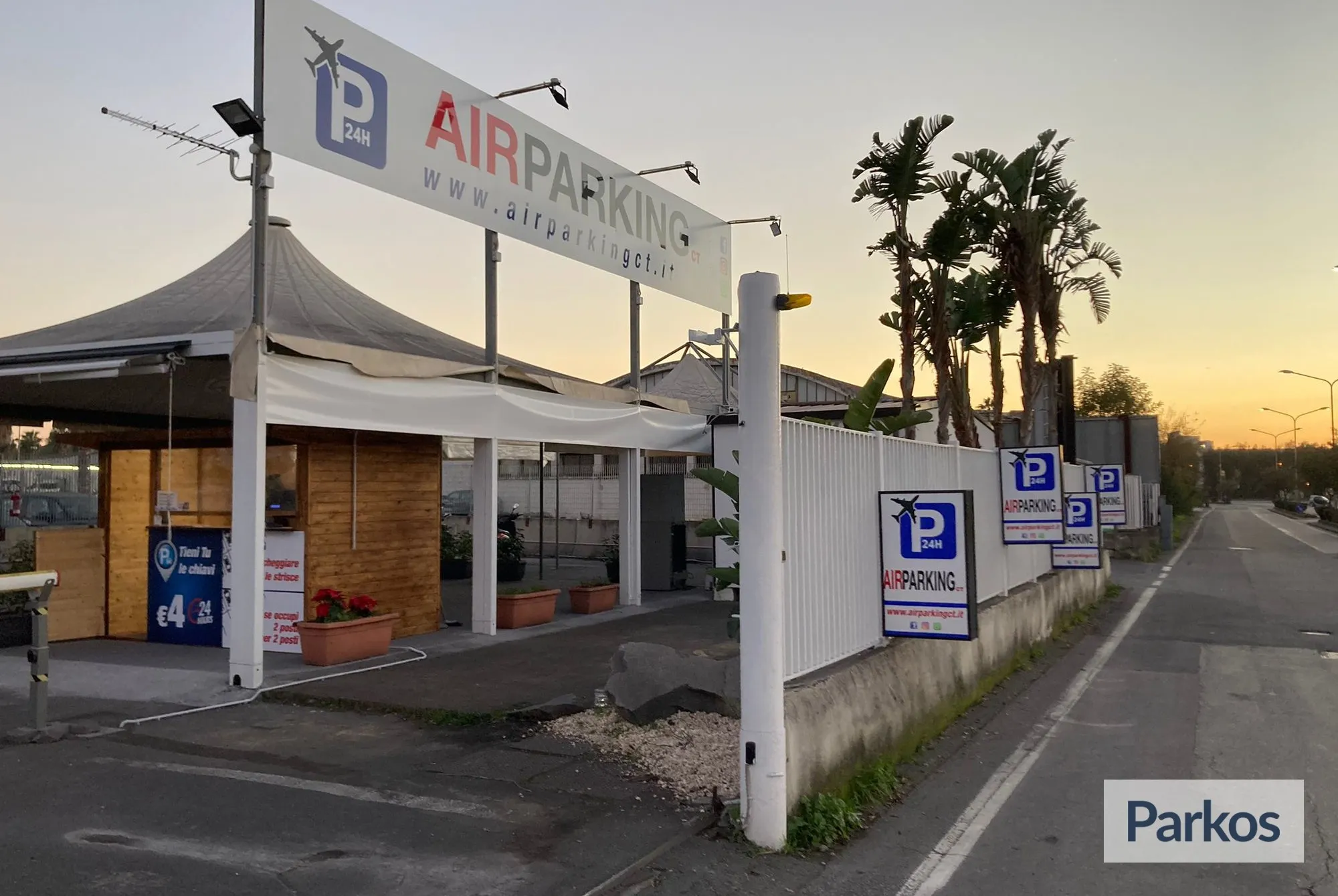 Air Parking CT (Paga online) - Parking Catania Airport - picture 1
