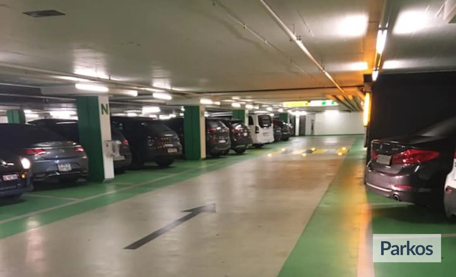 Arena-Park - Geneva airport parking - picture 1