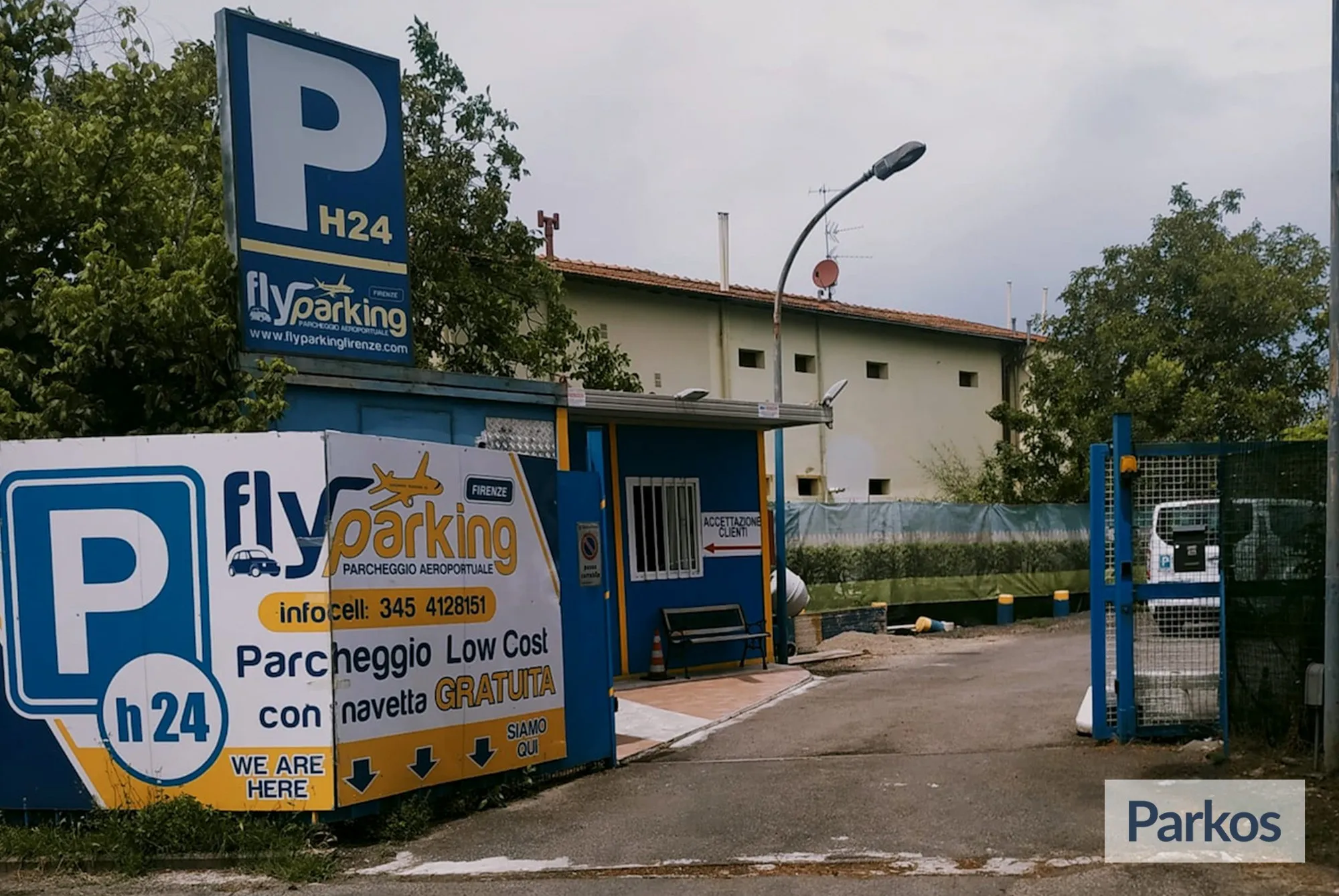 Car & Fly Parking Firenze (Paga in parcheggio) - Florence Airport Parking - picture 1