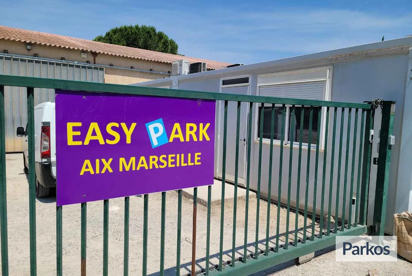 Easy Park Aix Marseille - Marseille Airport Parking - picture 1