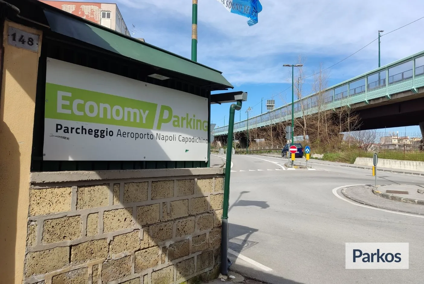 Economy Parking (Paga online) - Parking Naples Airport - picture 1