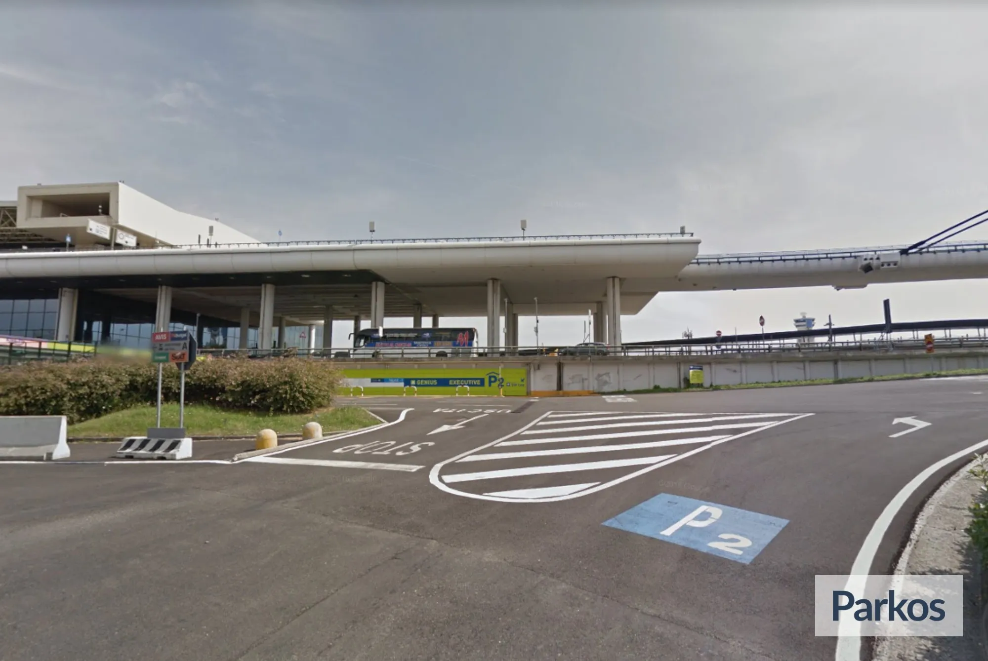 P2 Top Car Malpensa T1 - Malpensa Airport Parking - picture 1
