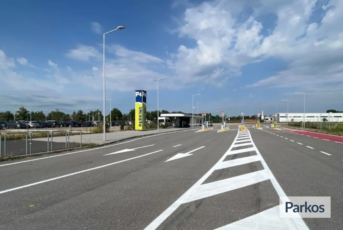 P4 New Linate - Parking Linate Airport - picture 1