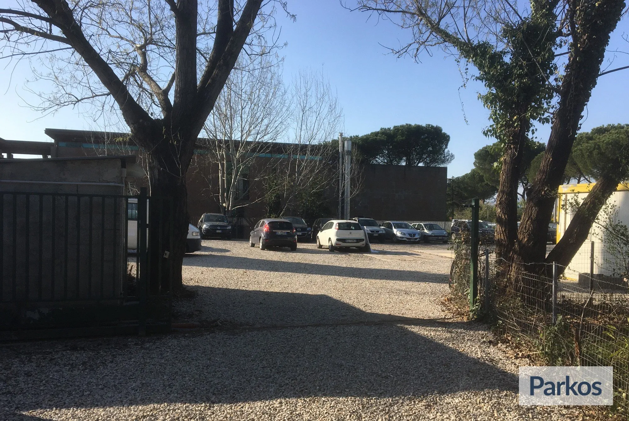 Parcheggio Aeroporto Firenze (Paga online) - Florence Airport Parking - picture 1