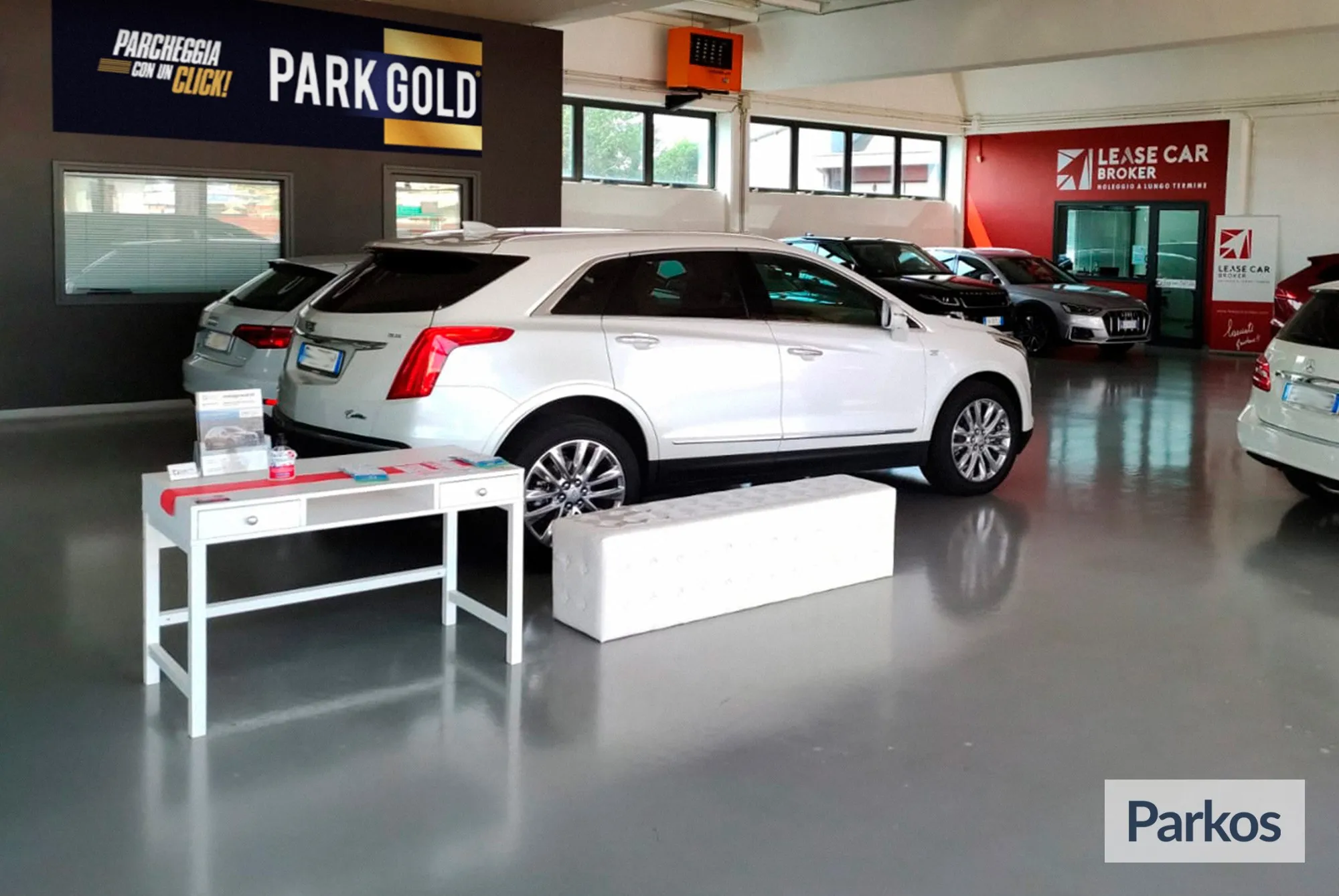 Park Gold Treviso (Paga online) - Treviso Airport Parking - picture 1